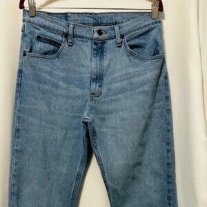 Wrangler Women's Light Blue Denim 5 Pocket Straight Leg Jeans Size 32x32